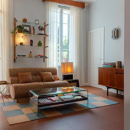 Elegant Apartment, Cap De