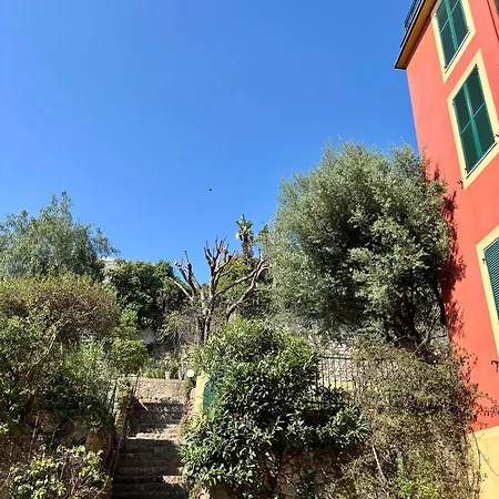 Elegant Apartment, Cap De *