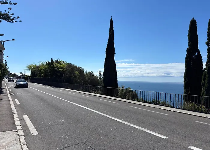 Elegant Apartment, Cap De *