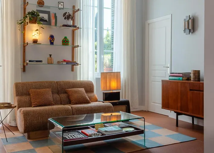 Elegant Apartment, Cap De